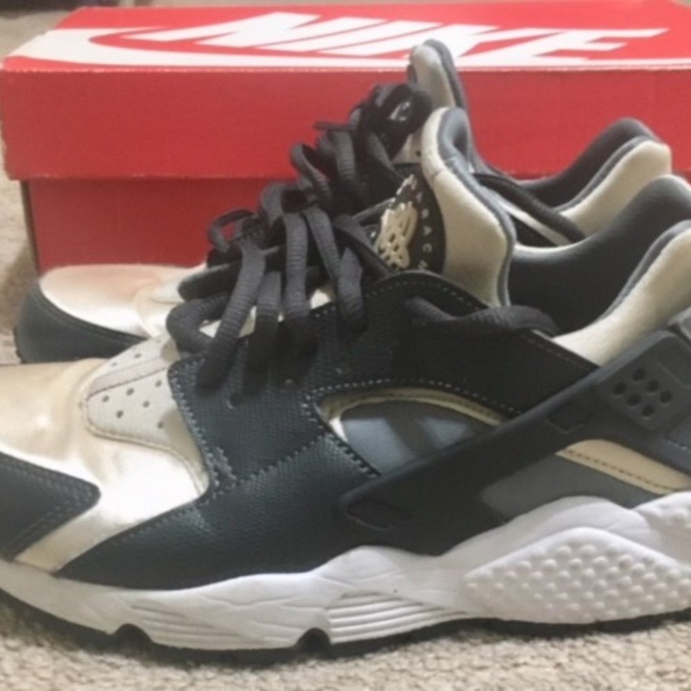 Womens Nike Hurache Run